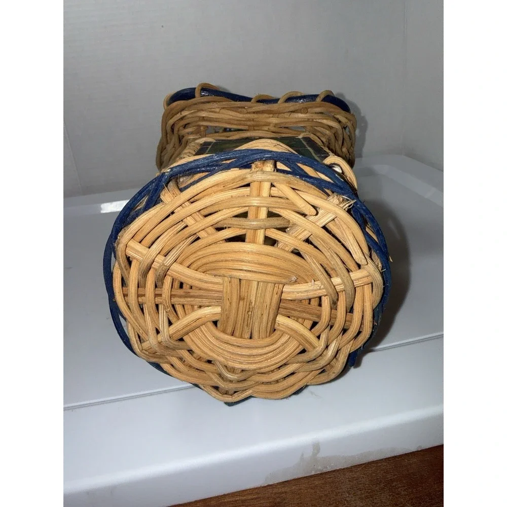 Vintage Handmade Woven Wicker Basket Grapes Tile Fruit Decor Wall Hanging/Sits
